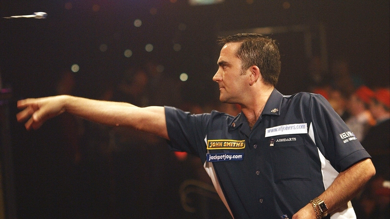 Ross Montgomery beat Scott Waites