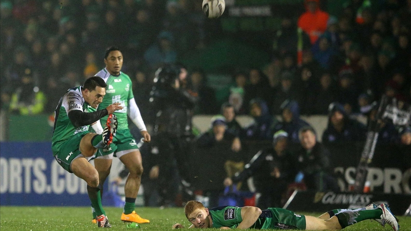 Miah Nikora lands a first half penalty