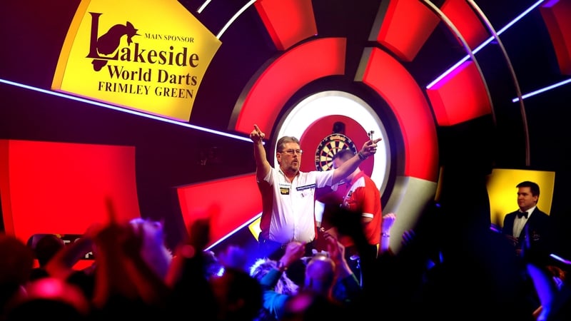 Martin Adams celebrates winning his semi-final match against Glen Durrant
