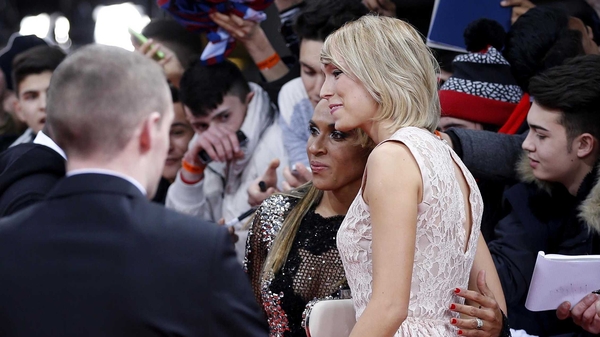 Stephanie Roche poses for a photo with Women's World Player of the Year nominee Marta Vieira da Silva of Brazil