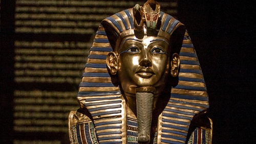 Nicholas Reeves believes Nefertiti could be buried in a hidden chamber in the boy king's tomb