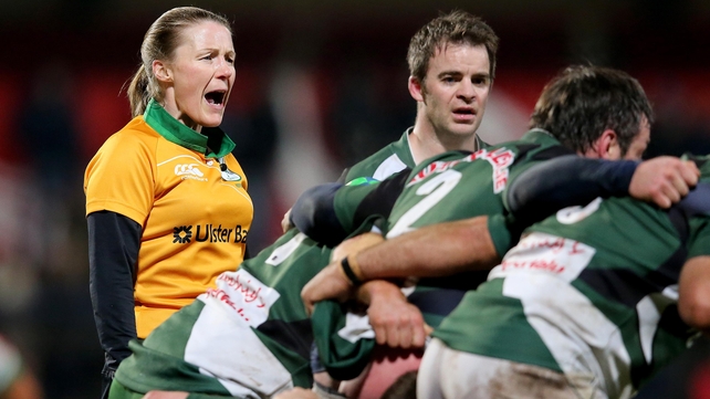 Referee Helen O'Reilly shouts instructions during Sunday's Well v Kanturk in Cork