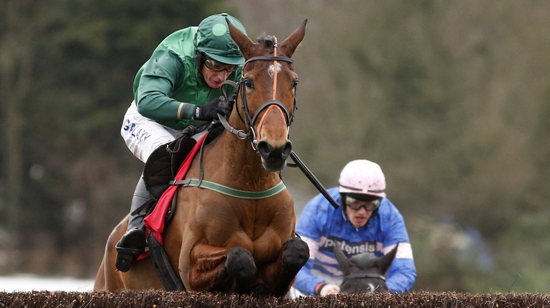 Gitane Du Berlais led from the front