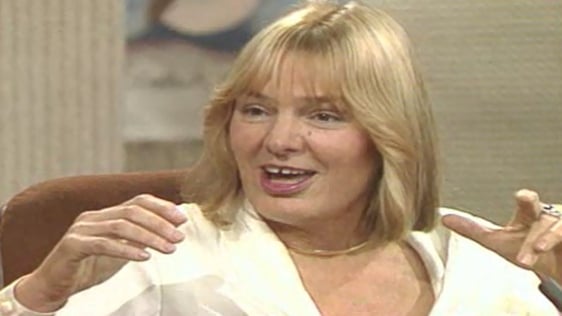 Artist Pauline Bewick