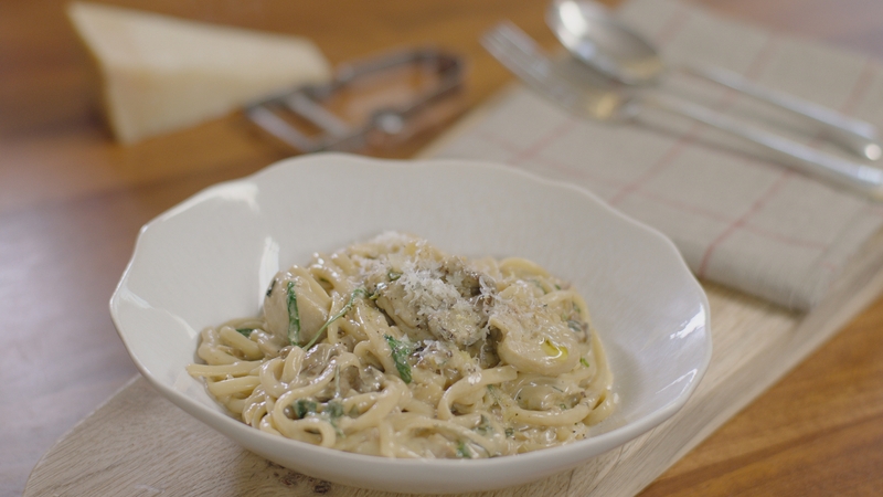 Neven Maguire's Linguini with Porcini Artichoke