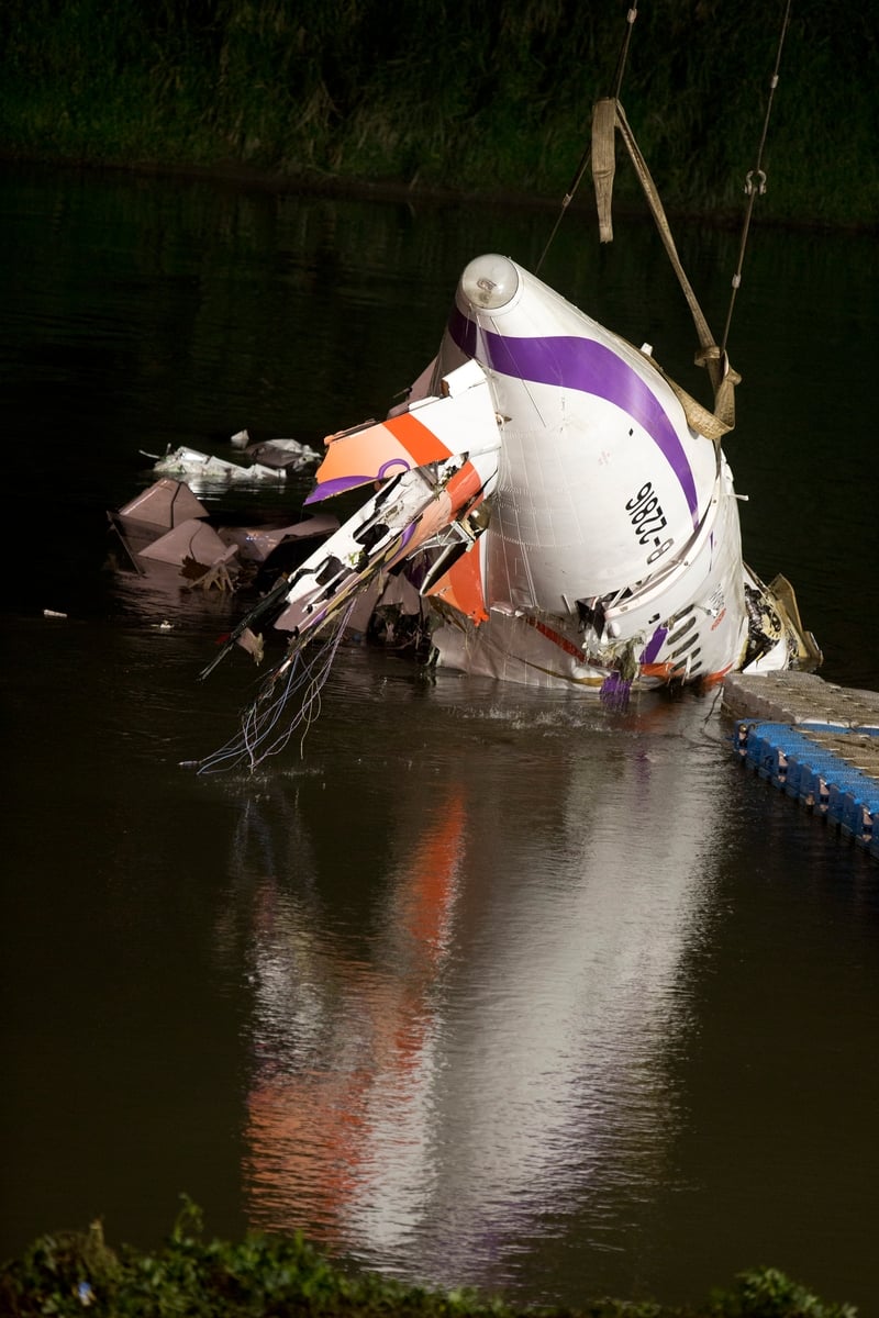 The nose of the plane sticks out of the water