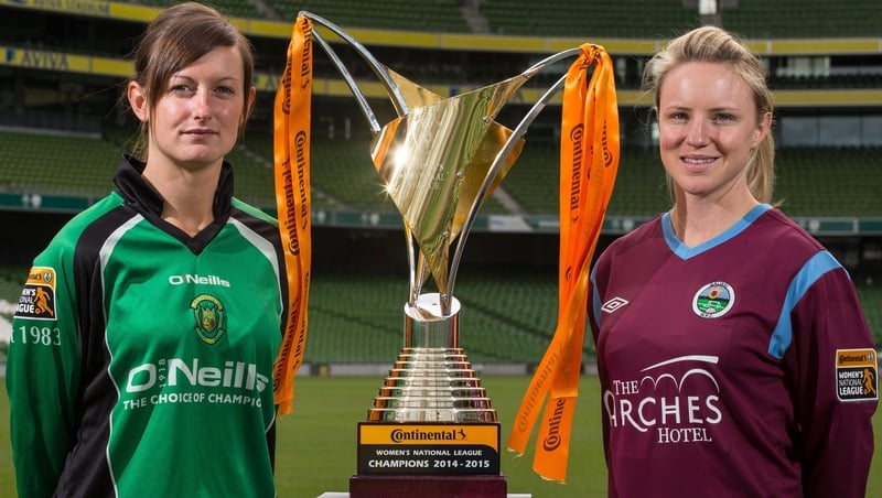 Clare Kinsellaof Peamount United with Galway's Ruth Fahy