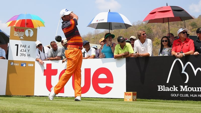 Scott Hend leads the way in Thailand