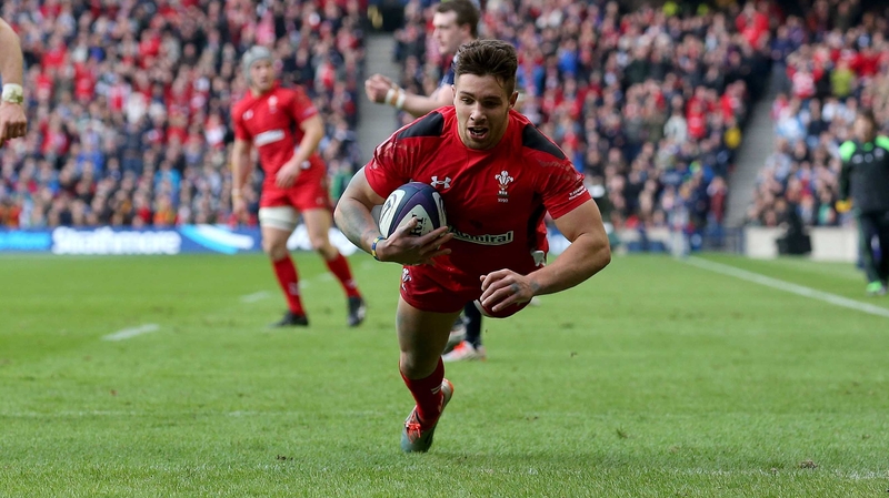 Rhys Webb: 'I guess I am picking my time to run with some of the tries'