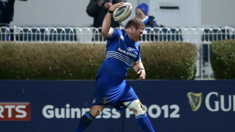 Sean Cronin celebrates scoring his try for Leinster