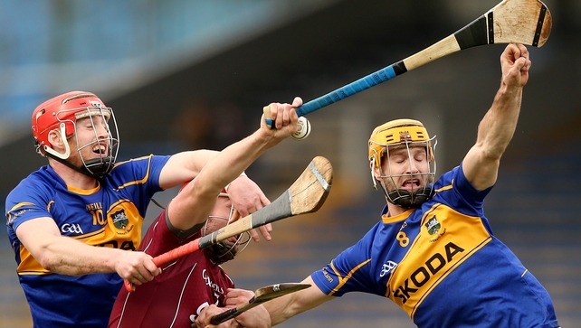 Tipperary’s Denis Maher and Kieran Bergin battle with with Iarlaith Tannian of Galway