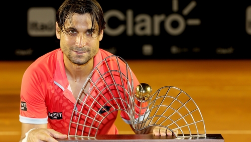 David Ferrer with the trophy after his win in Rio
