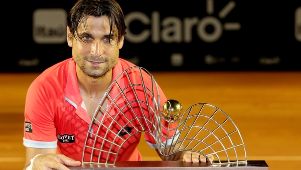 David Ferrer with the trophy after his win in Rio
