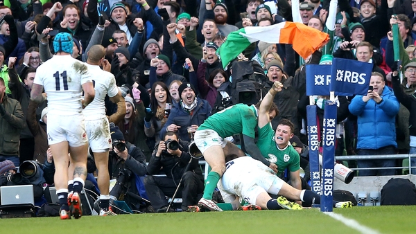 VIDEO: Robbie Henshaw scores try in the corner