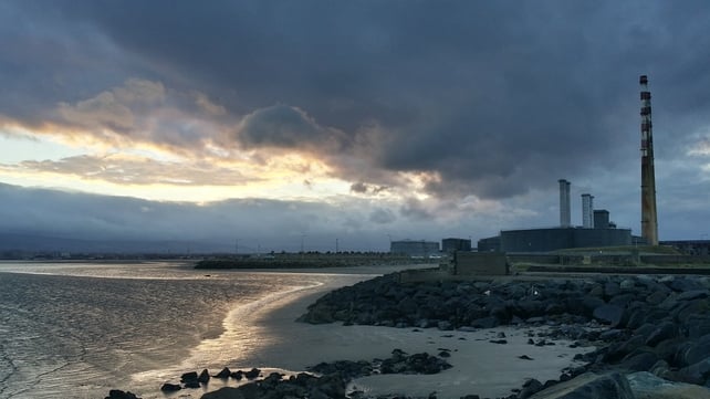 Sunset at Pigeon House in Dublin (Pic: Sandra Fenner)