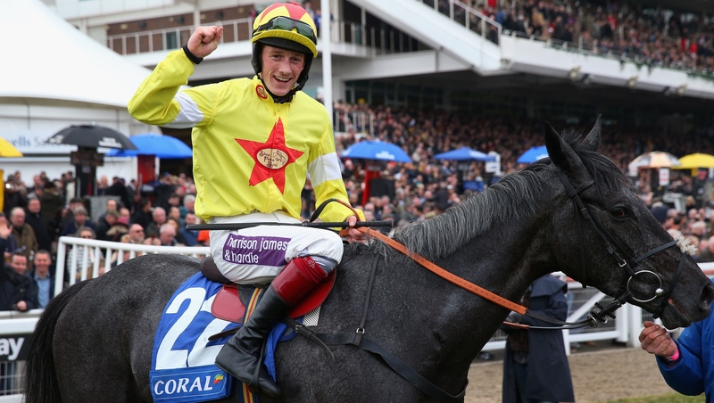 Aux Ptits Soins capitalised on a lenient mark to win on his first start in Britain