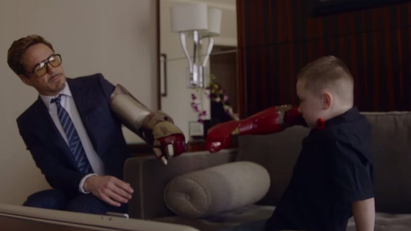 'Tony Stark' and Alex discuss which arm works best