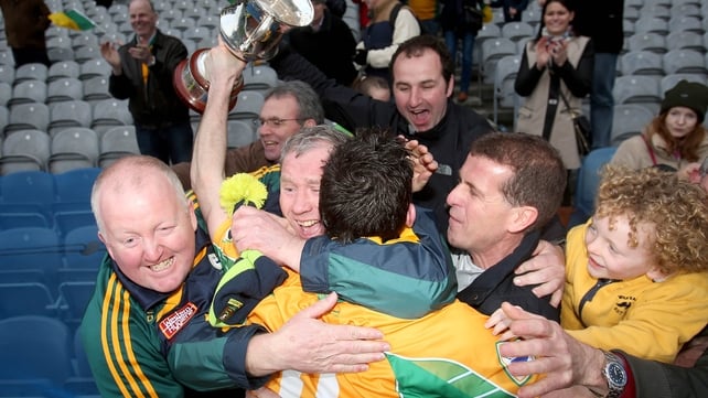 The captain embraces fans after the presentation