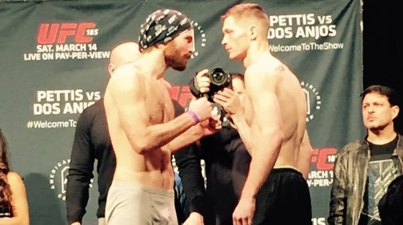 Joe Duffy (R) beat Jake Lindsey in his UFC debut at #UFC185. Picture: Twitter @UFCONFOX