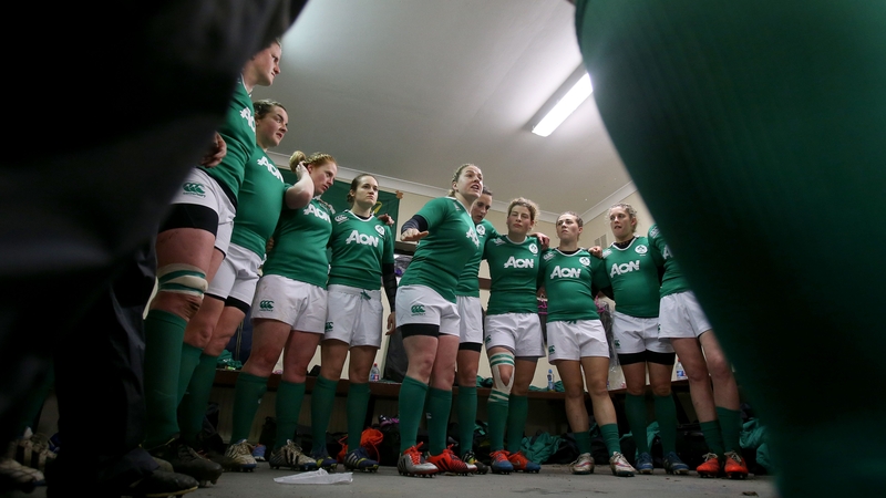 Ireland captain Niamh Briggs talks to her team before the game against England