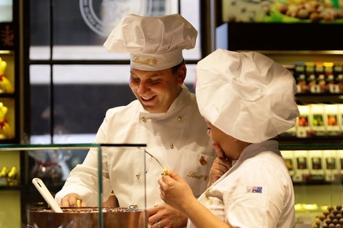 Lindt today reiterated its target for 6-8% growth over the medium to long term