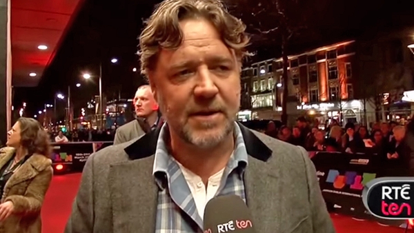 TEN talks to Russell Crowe on the red carpet