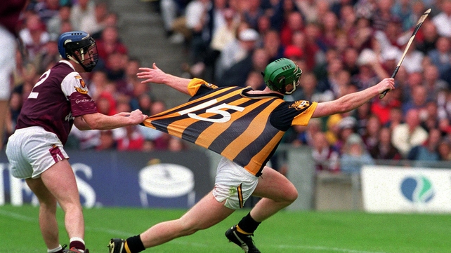 Suspicion of a tug on Henry's jersey from Liam Hodgins of Galway during the 2000 All-Ireland semi-final