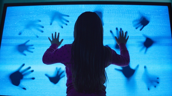 Kennedi Clements tries out the new-fangled touch screen