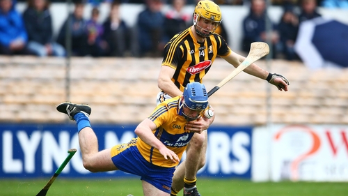 Kilkenny's Colin Fennelly tackles Conor Ryan