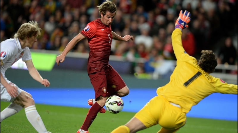 Fabio Coentrao scores Portugal's winner against Serbia in Lisbon