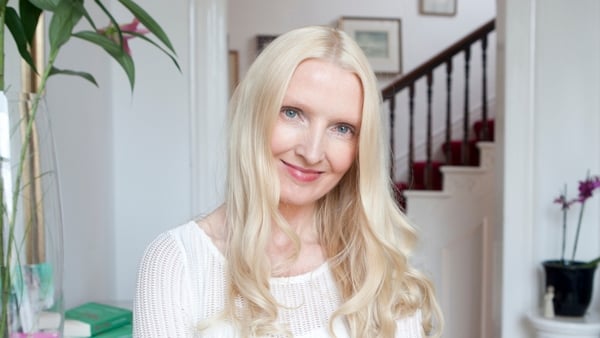 Claudia Carroll