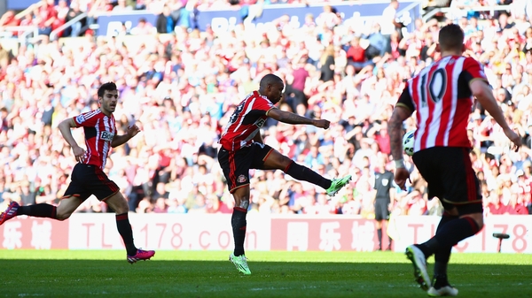 Jermain Defoe scores what proved to be the winning goal