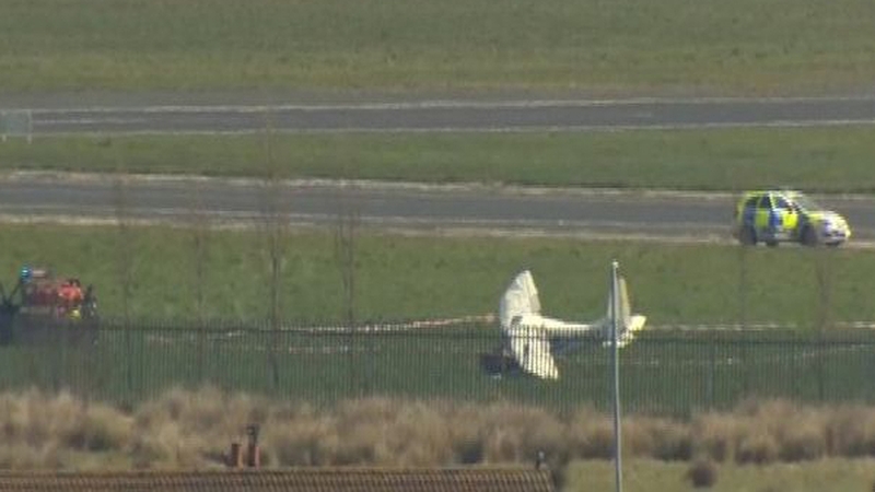 Police and other emergency services at the scene of the crash