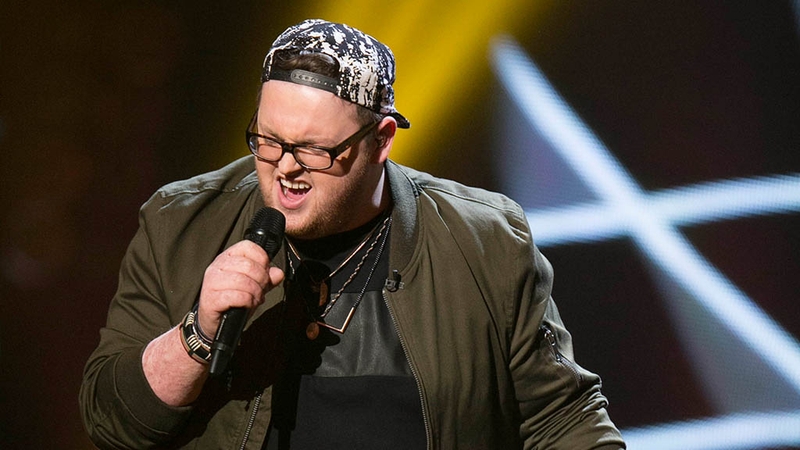 As The Voice of Ireland winner, Donoghue receives a recording contract from Universal Music Ireland