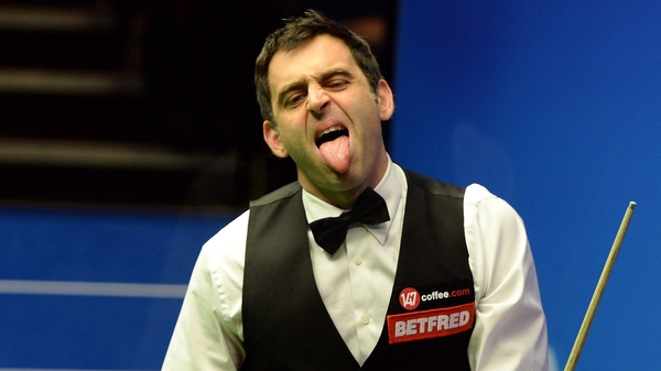 Ronnie O'Sullivan easily disposed of Craig Steadman despite struggling for fluency during the second session of his match at the Crucible