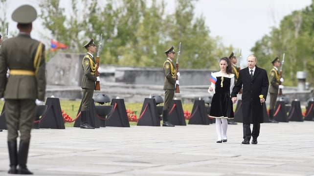 Vladimir Putin takes part in Armenian centenary comemoration