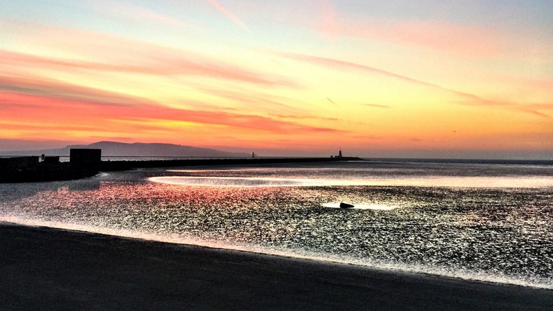 The Great South Wall extends 4km out into Dublin Bay