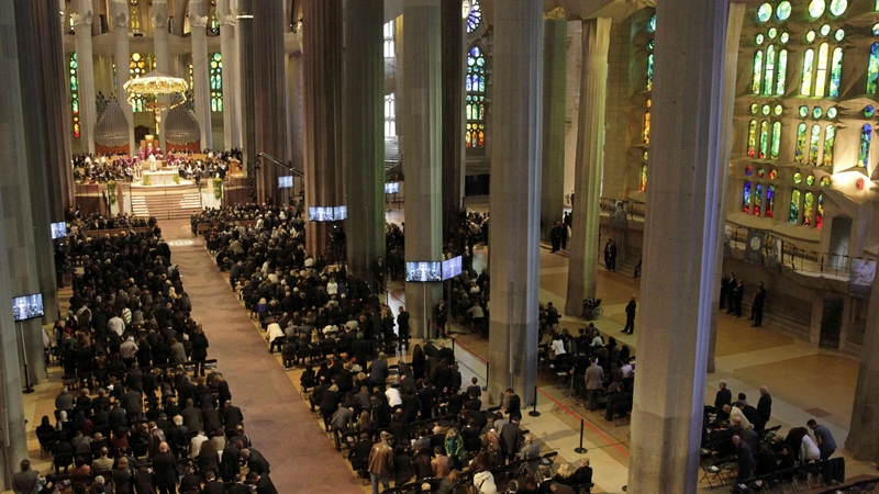 Spain's King Felipe VI, Queen Letizia, and Prime Minister Mariano Rajoy were among the mourners