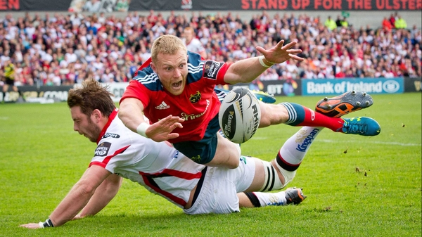 Munster's Keith Earls scored his side's only try, while Ulster's Iain Henderson saw red late on for reckless play