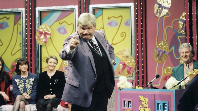 Davis performs a mime for the men's team in Play the Game in 1994