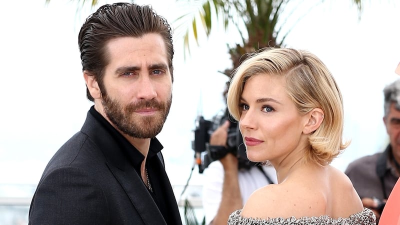 Jake Gyllenhaal and Sienna Miller