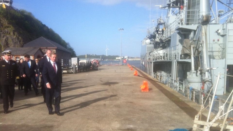 Taoiseach Enda Kenny met the crew prior to their departure today