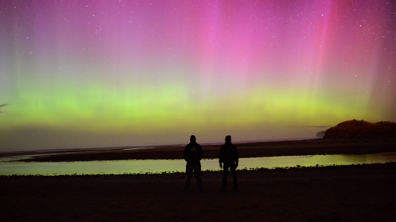 The Northern Lights shine across Falcarragh Beach, Co Donegal (Pic: Michael O'Reilly)