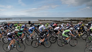 The peleton leaving Bearna