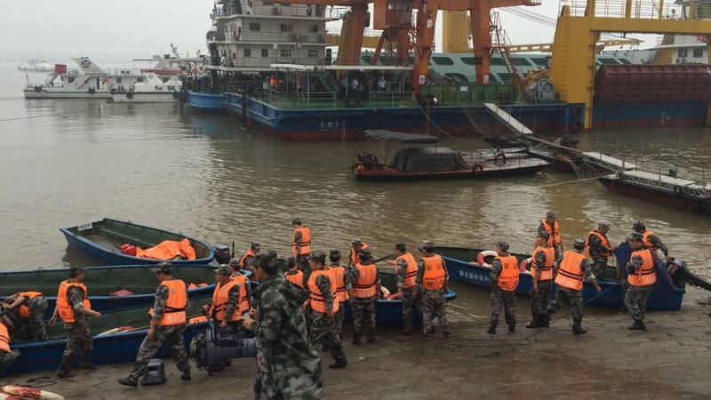 Iarrachtaí tarrthála i ndeisceart na Síne