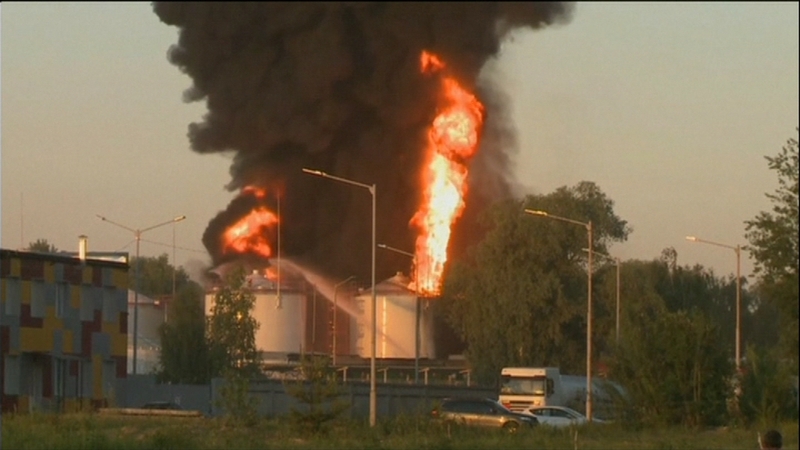 62 fire-fighting units and three trains were involved in the operation