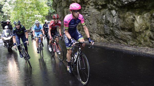 Rui Costa (R) rides in a breakaway ahead of Alejandro Valverde (L), Vincenzo Nibali (2ndL) and Tony Gallopin (3rdL)
