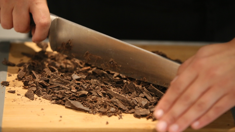 Commentators not involved in the research said that eating too much chocolate can lead to weight gain, which is bad for the heart