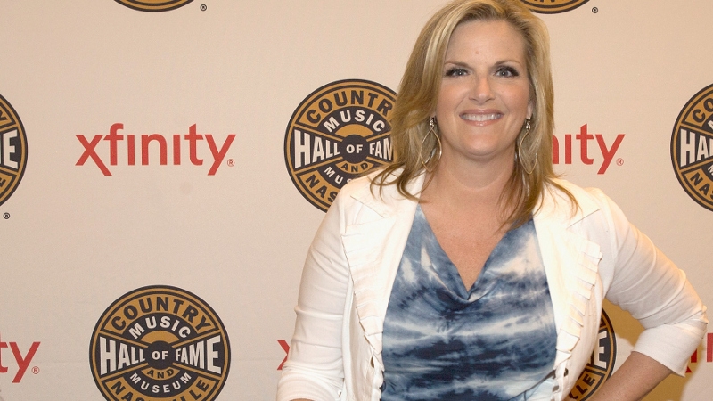 Singer Trisha Yearwood attends her autograph signing at The Country Music Hall of Fame and Museum on June 13, 2015 in Nashville, Tennessee