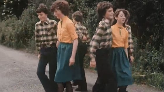 Dancers at the Crossroads (1980)